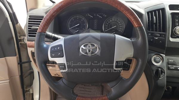 Photo 12 VIN: JTMHV09J2E4144889 - TOYOTA LAND CRUISER 