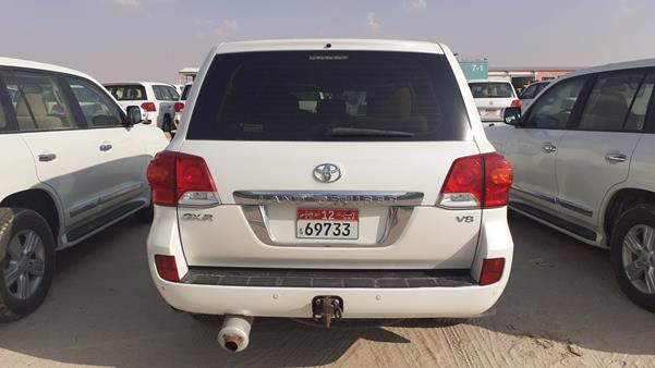 Photo 7 VIN: JTMHV09J8F4175386 - TOYOTA LAND CRUISER GXR V8 