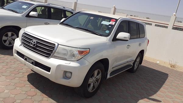 Photo 5 VIN: JTMHV09JXE4144560 - TOYOTA LAND CRUISER GXR V8 