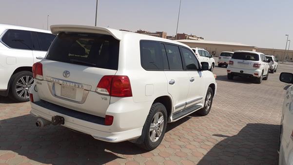 Photo 8 VIN: JTMHV09JXE4144560 - TOYOTA LAND CRUISER GXR V8 