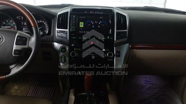 Photo 21 VIN: JTMHX05J1D4038870 - TOYOTA LAND CRUISER 