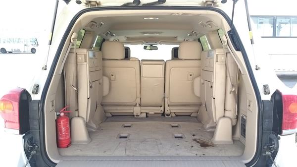 Photo 21 VIN: JTMHX05J7D4026268 - TOYOTA LAND CRUISER VXR V8 