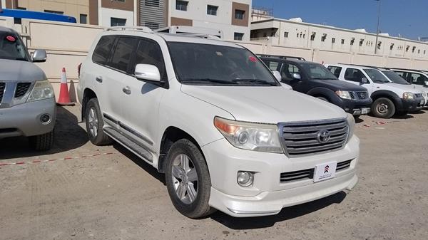 Photo 9 VIN: JTMHX05J7D4026268 - TOYOTA LAND CRUISER VXR V8 