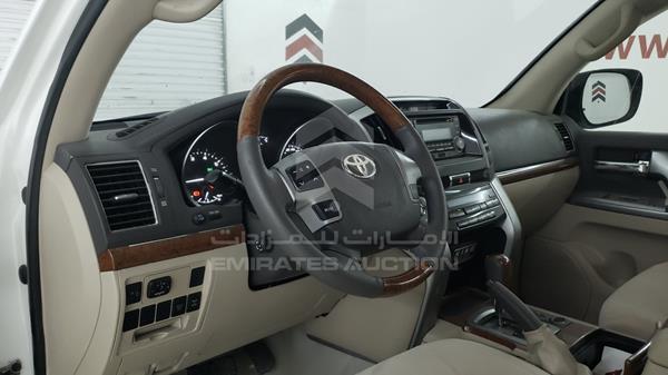 Photo 10 VIN: JTMHY05J2C4010667 - TOYOTA LAND CRUISER 