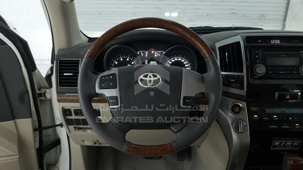 Photo 12 VIN: JTMHY05J2C4010667 - TOYOTA LAND CRUISER 