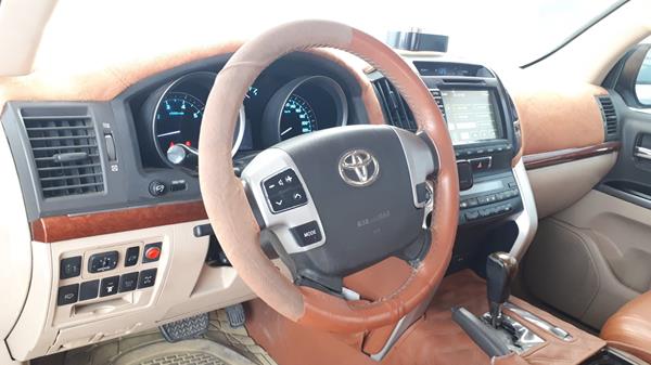 Photo 17 VIN: JTMHY05J4E4023021 - TOYOTA LAND CRUISER 