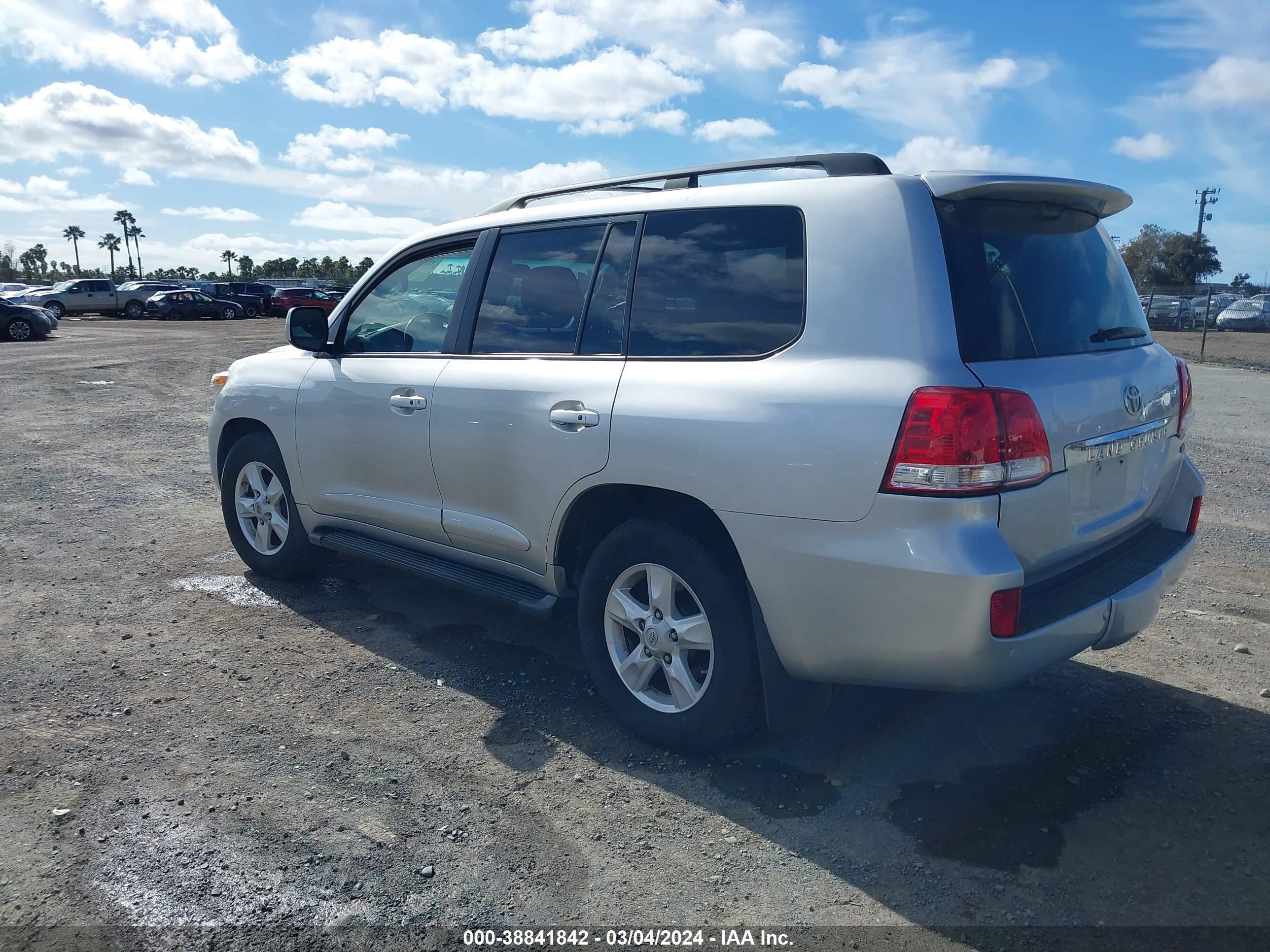 Photo 2 VIN: JTMHY05J595003716 - TOYOTA LAND CRUISER 