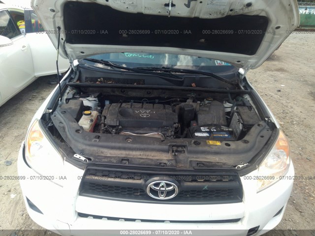 Photo 9 VIN: JTMJF4DV6A5025201 - TOYOTA RAV4 