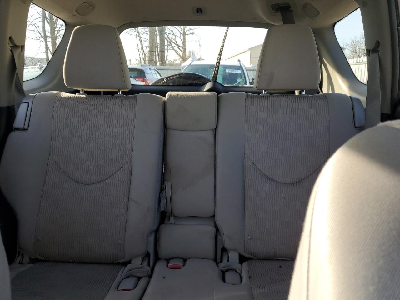 Photo 9 VIN: JTMJF4DV8C5053293 - TOYOTA RAV 4 