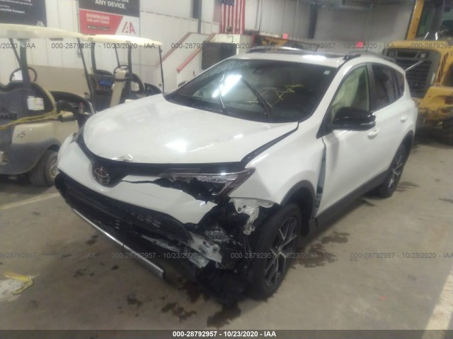 Photo 1 VIN: JTMJFREV0JJ184234 - TOYOTA RAV4 