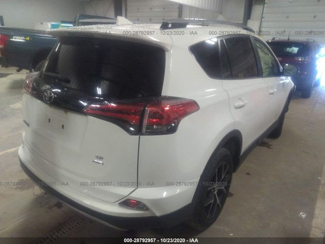 Photo 3 VIN: JTMJFREV0JJ184234 - TOYOTA RAV4 