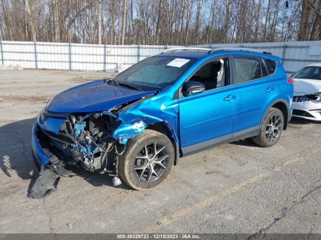 Photo 1 VIN: JTMJFREV0JJ186744 - TOYOTA RAV4 