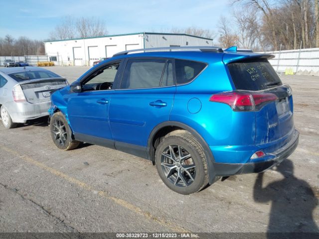 Photo 2 VIN: JTMJFREV0JJ186744 - TOYOTA RAV4 