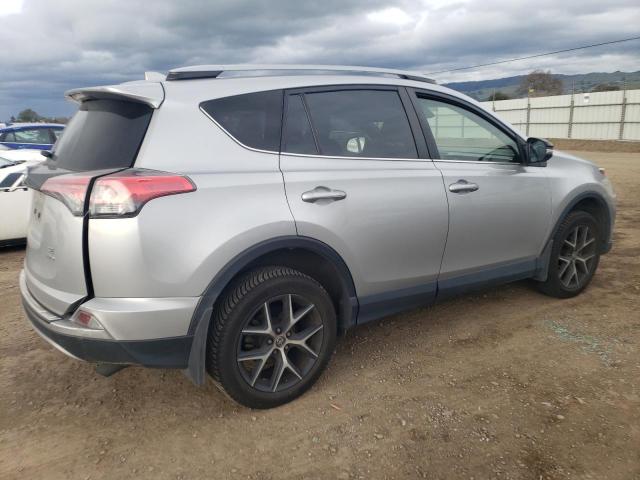 Photo 2 VIN: JTMJFREV0JJ213182 - TOYOTA RAV4 