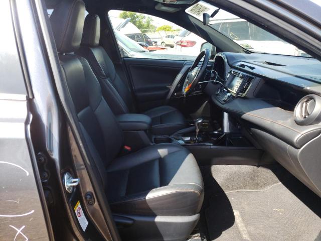 Photo 4 VIN: JTMJFREV1GJ090436 - TOYOTA RAV4 SE 