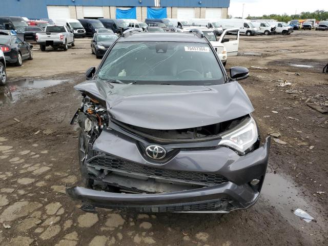 Photo 4 VIN: JTMJFREV1HJ709067 - TOYOTA RAV4 SE 