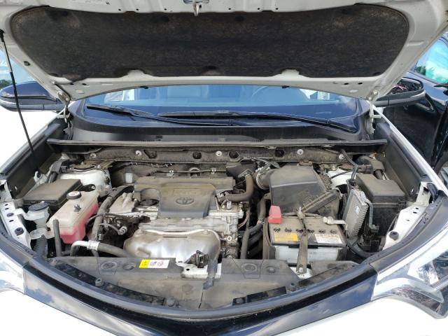 Photo 6 VIN: JTMJFREV1HJ711501 - TOYOTA RAV4 SE 