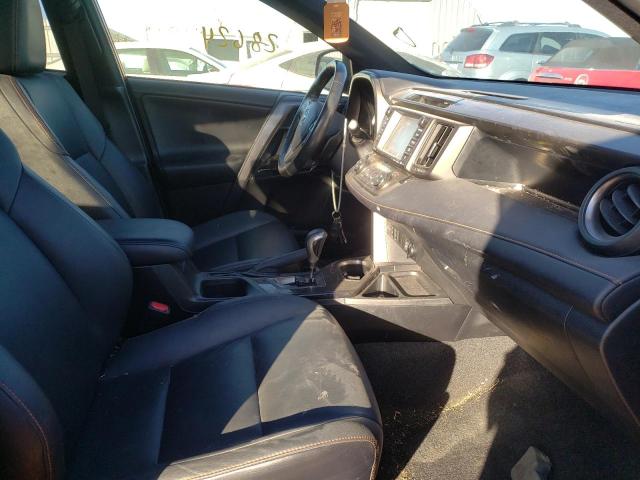 Photo 4 VIN: JTMJFREV4HJ168368 - TOYOTA RAV4 SE 