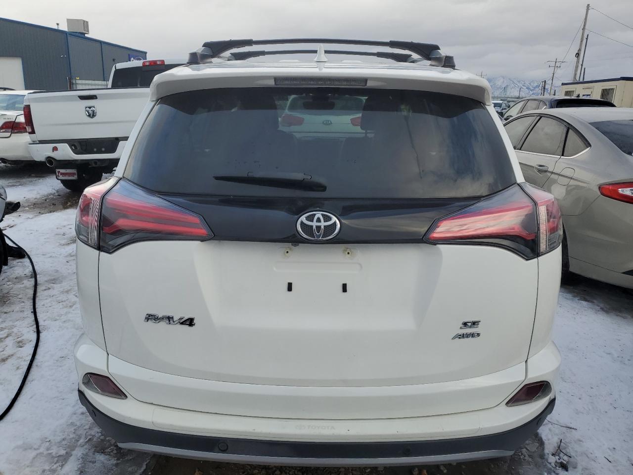 Photo 5 VIN: JTMJFREV5JJ184973 - TOYOTA RAV 4 