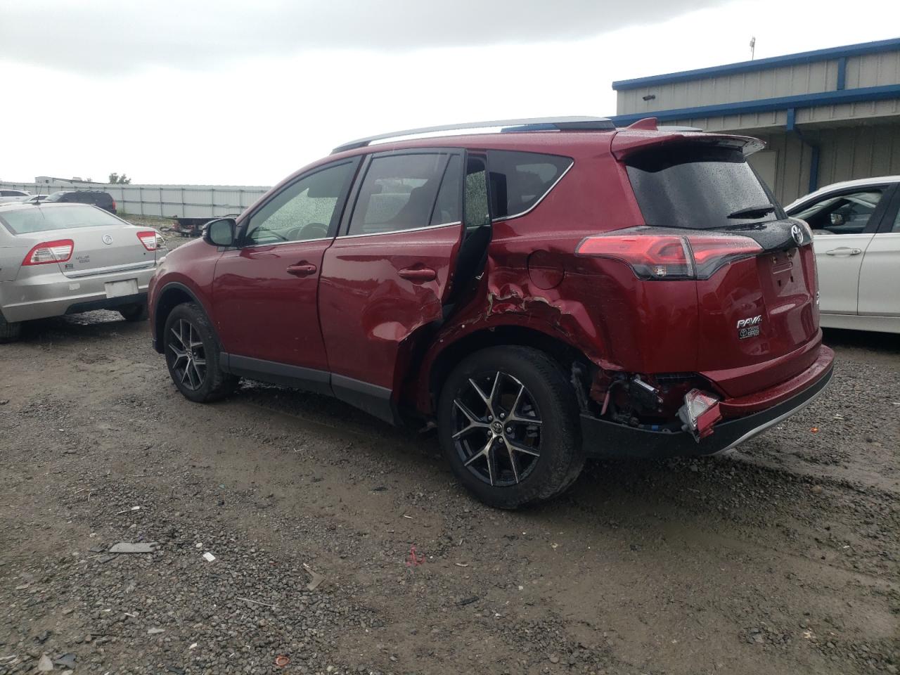 Photo 1 VIN: JTMJFREV8JD222209 - TOYOTA RAV 4 