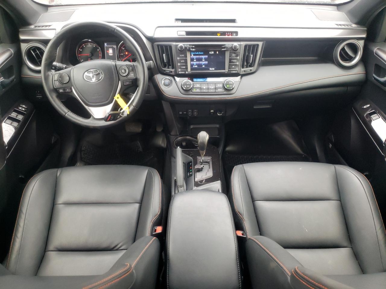 Photo 7 VIN: JTMJFREV8JD222209 - TOYOTA RAV 4 