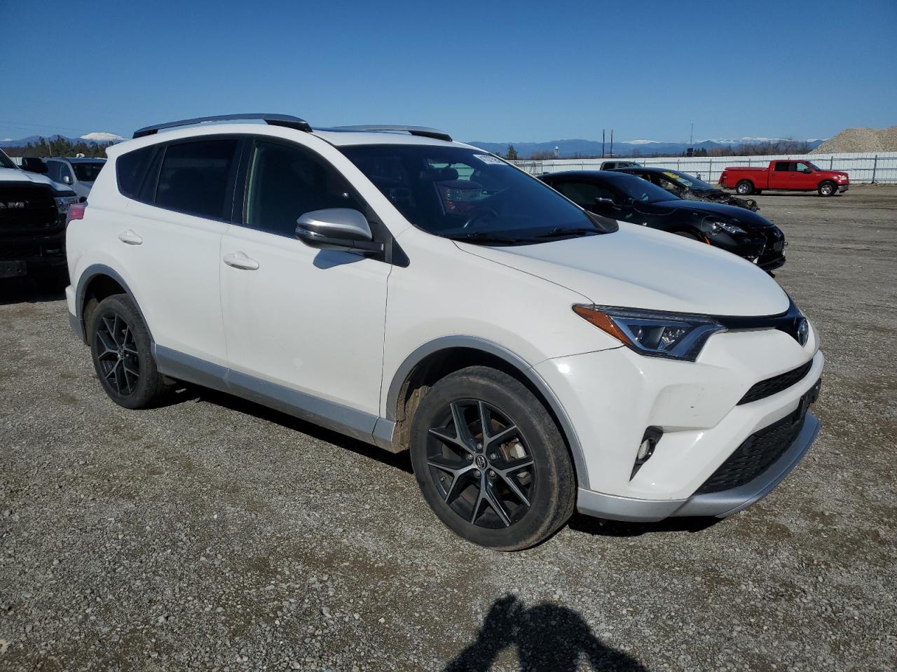 Photo 3 VIN: JTMJFREVXGJ087793 - TOYOTA RAV 4 