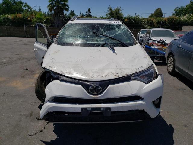 Photo 4 VIN: JTMJFREVXJJ720817 - TOYOTA RAV4 SE 