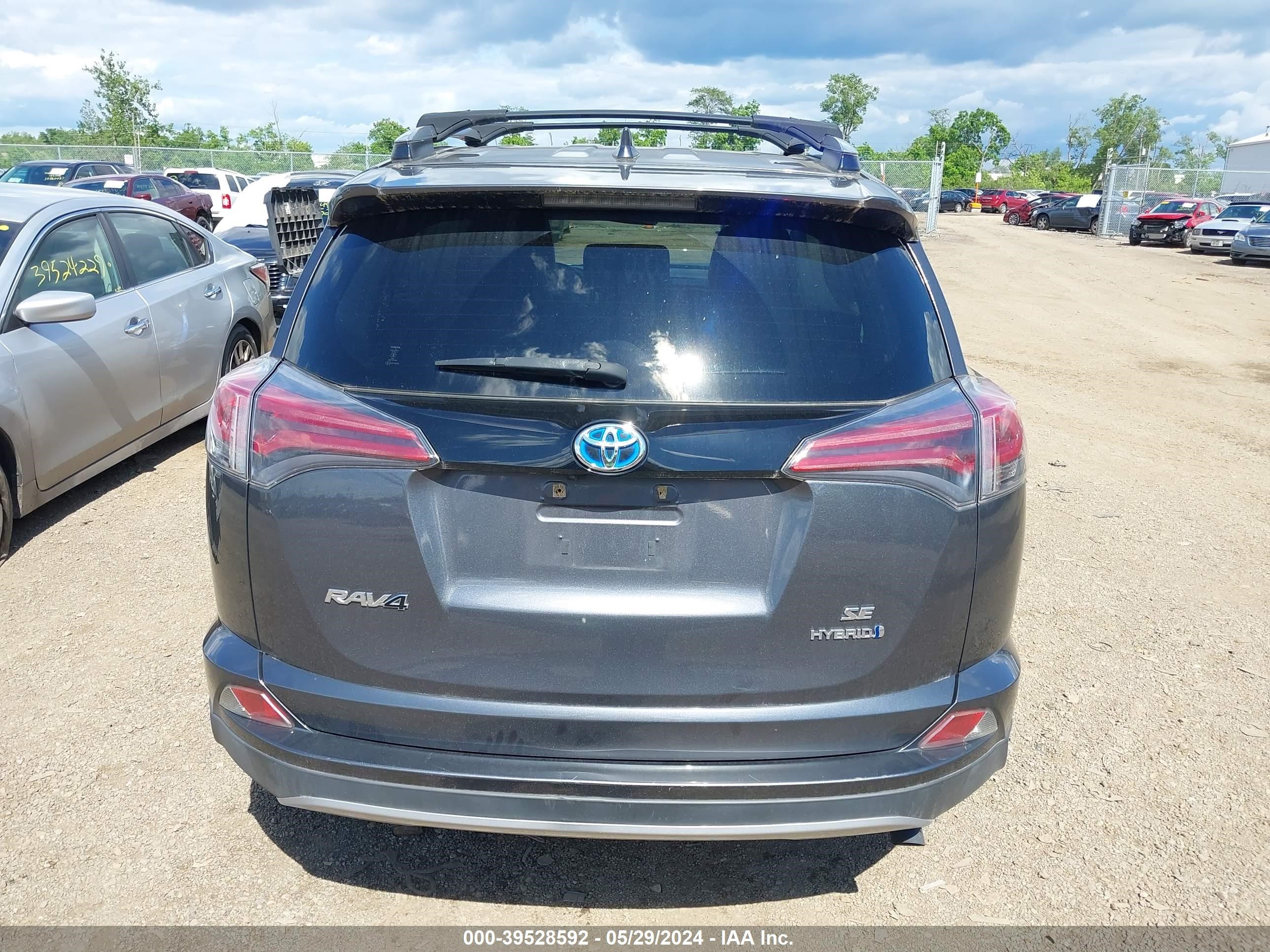 Photo 15 VIN: JTMJJREV2JD187083 - TOYOTA RAV 4 