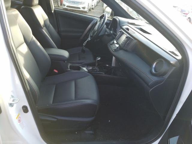 Photo 4 VIN: JTMJJREV8HD146712 - TOYOTA RAV4 HV SE 