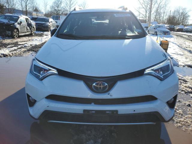 Photo 4 VIN: JTMJJREV9JD259445 - TOYOTA RAV4 