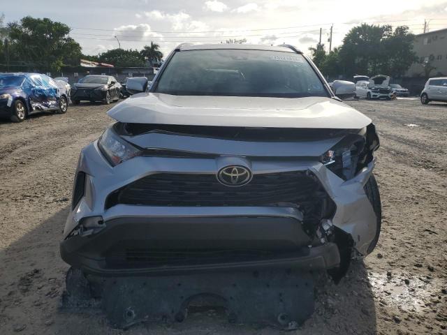 Photo 4 VIN: JTMK1RFV0KD504394 - TOYOTA RAV4 LE 