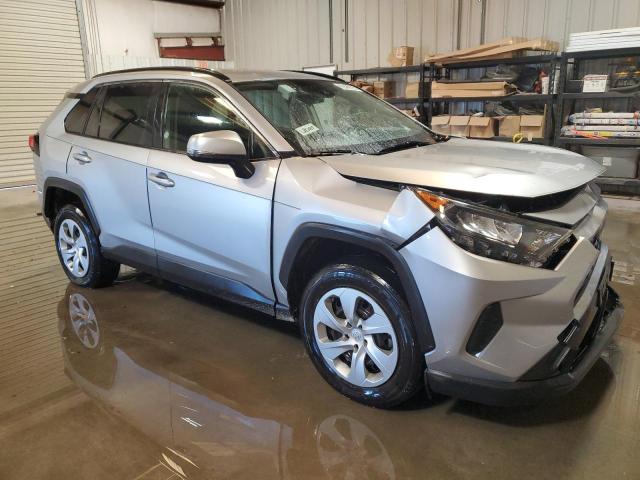 Photo 3 VIN: JTMK1RFV1KJ003872 - TOYOTA RAV4 LE 