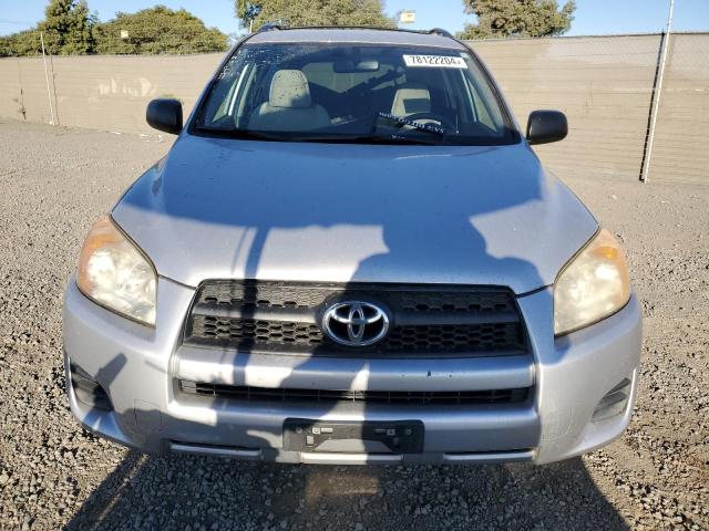 Photo 4 VIN: JTMKF4DV4A5019692 - TOYOTA RAV4 