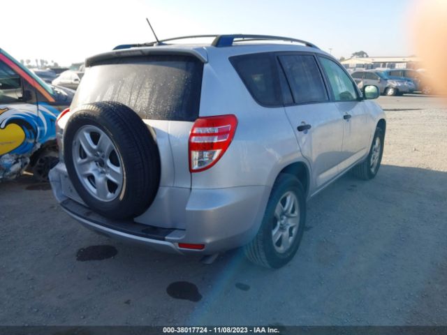 Photo 3 VIN: JTMKF4DV6A5024005 - TOYOTA RAV4 