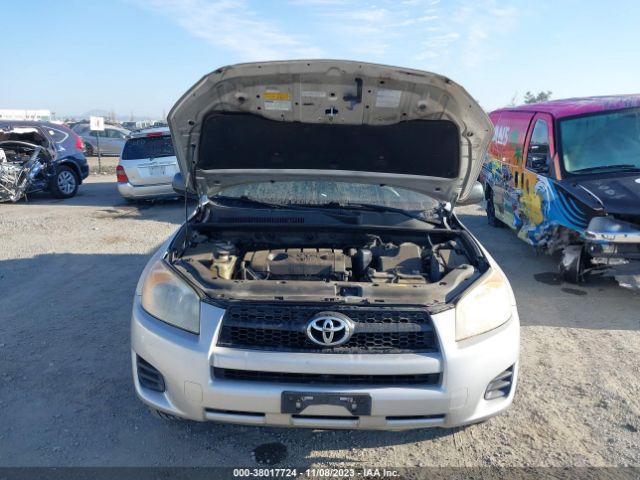 Photo 9 VIN: JTMKF4DV6A5024005 - TOYOTA RAV4 