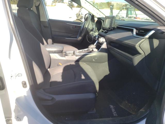 Photo 4 VIN: JTMMWRFV5KD024393 - TOYOTA RAV4 LE 