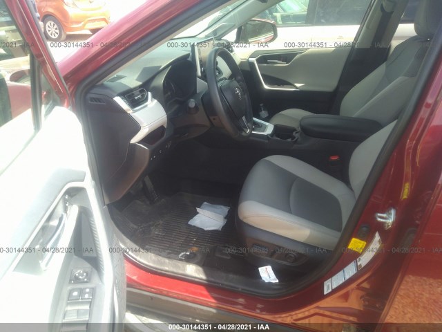 Photo 4 VIN: JTMN1RFV2KD519914 - TOYOTA RAV4 