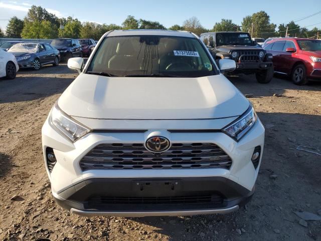 Photo 4 VIN: JTMN1RFV6KJ002813 - TOYOTA RAV4 