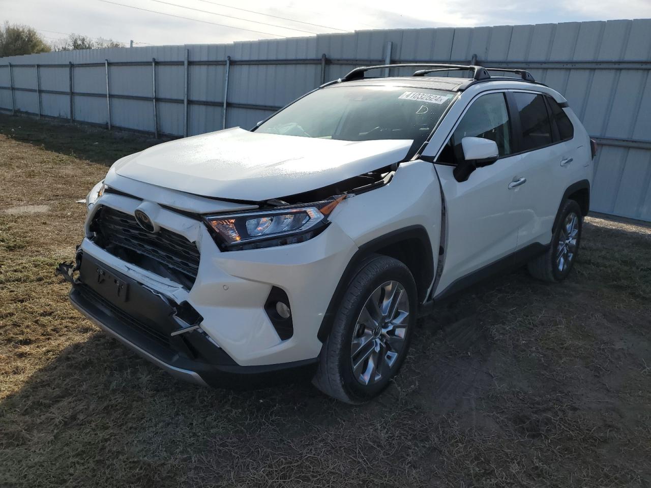 Photo 0 VIN: JTMN1RFV8MD069690 - TOYOTA RAV 4 