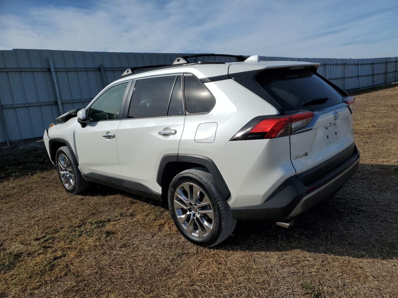 Photo 1 VIN: JTMN1RFV8MD069690 - TOYOTA RAV 4 