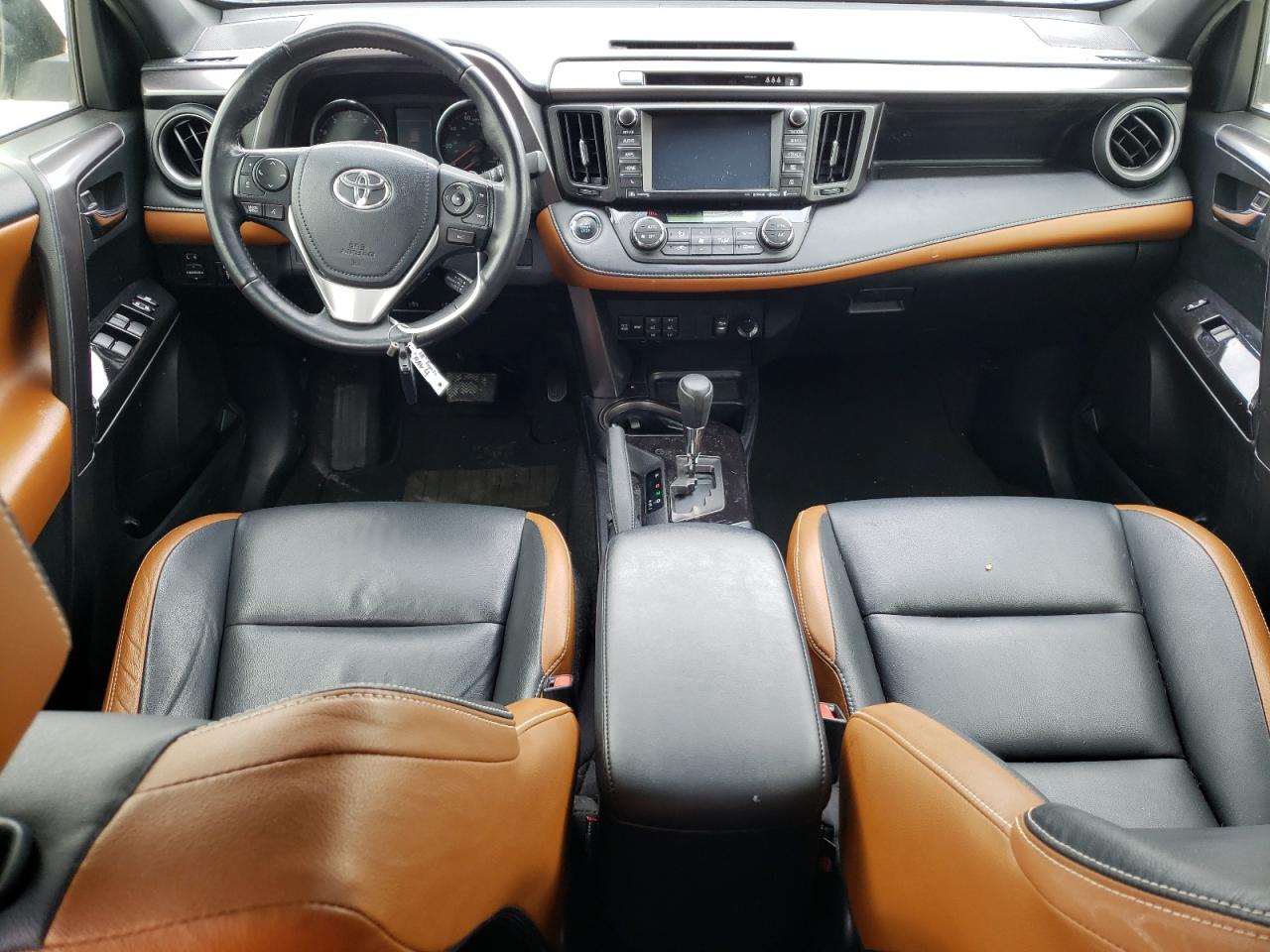 Photo 7 VIN: JTMNFREV0JJ724621 - TOYOTA RAV 4 