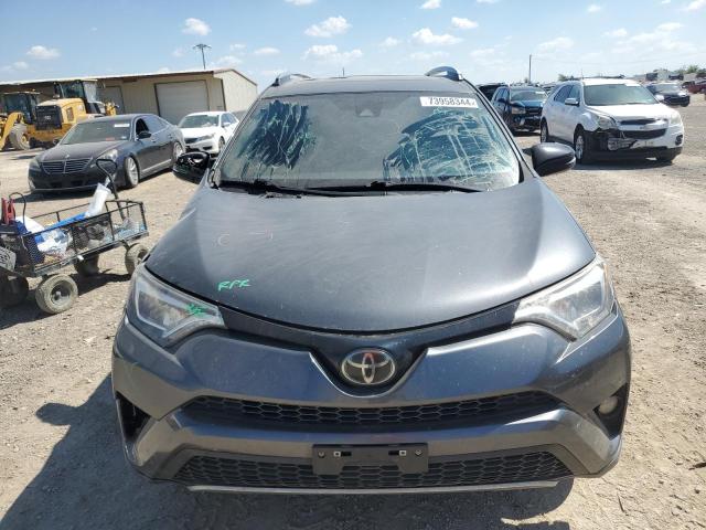 Photo 4 VIN: JTMNFREV2JD116467 - TOYOTA RAV4 SE 