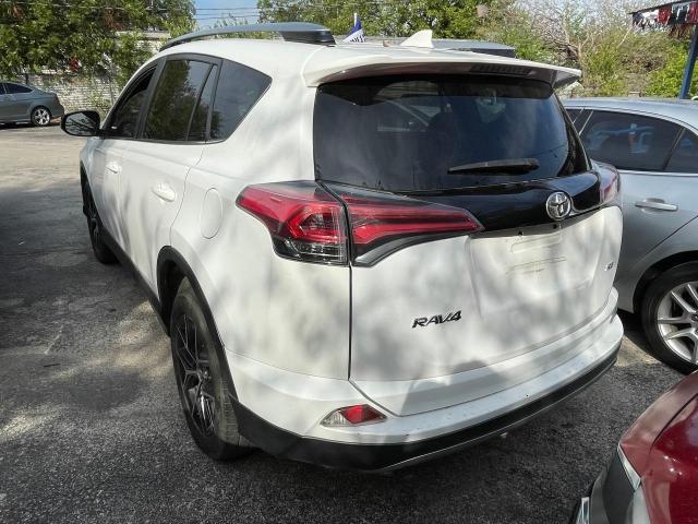 Photo 2 VIN: JTMNFREV2JJ724507 - TOYOTA RAV4 