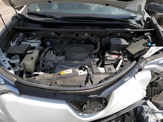 Photo 11 VIN: JTMNFREV3JJ164433 - TOYOTA RAV4 