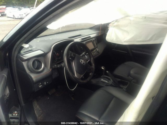 Photo 4 VIN: JTMNFREV4HJ713650 - TOYOTA RAV4 