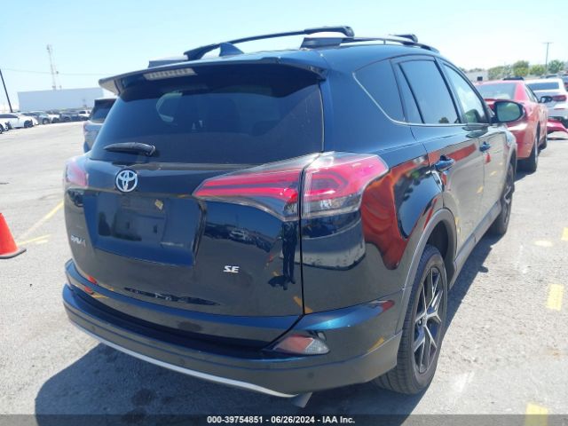 Photo 3 VIN: JTMNFREV4JJ200940 - TOYOTA RAV4 