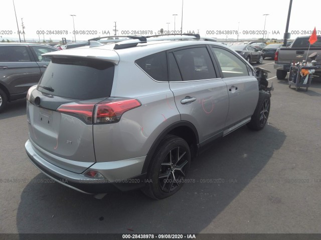 Photo 3 VIN: JTMNFREV6JD128427 - TOYOTA RAV4 