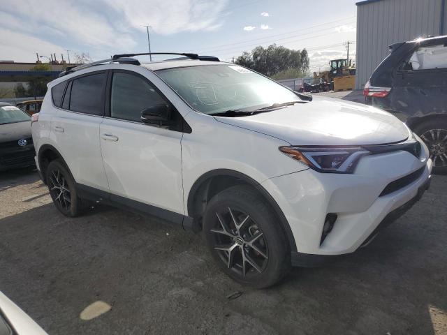 Photo 3 VIN: JTMNFREV6JJ185616 - TOYOTA RAV4 