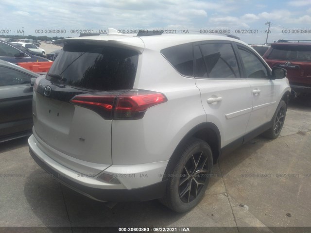 Photo 3 VIN: JTMNFREV7HD105782 - TOYOTA RAV4 