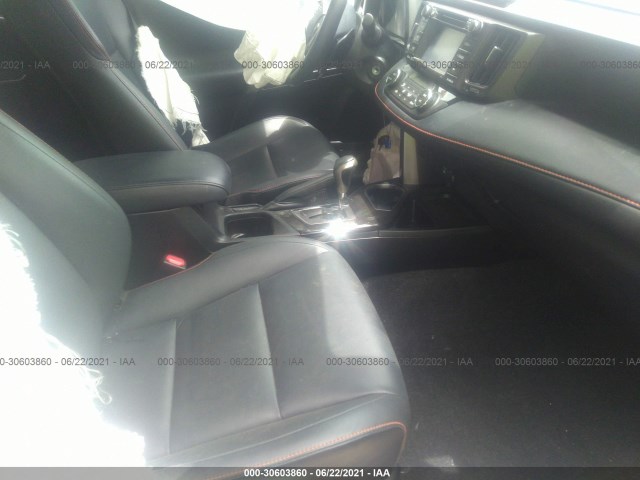 Photo 4 VIN: JTMNFREV7HD105782 - TOYOTA RAV4 